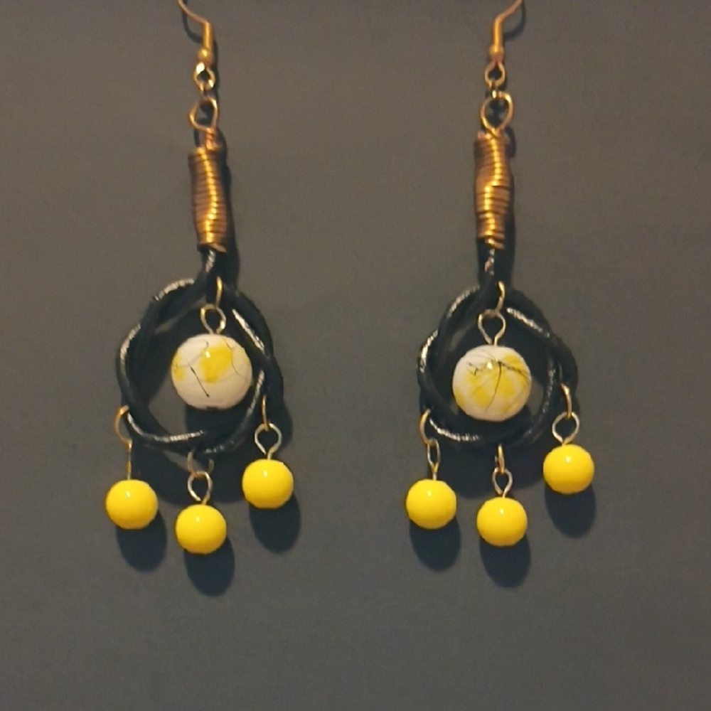 Elegant Yellow and Black Dangle Earrings